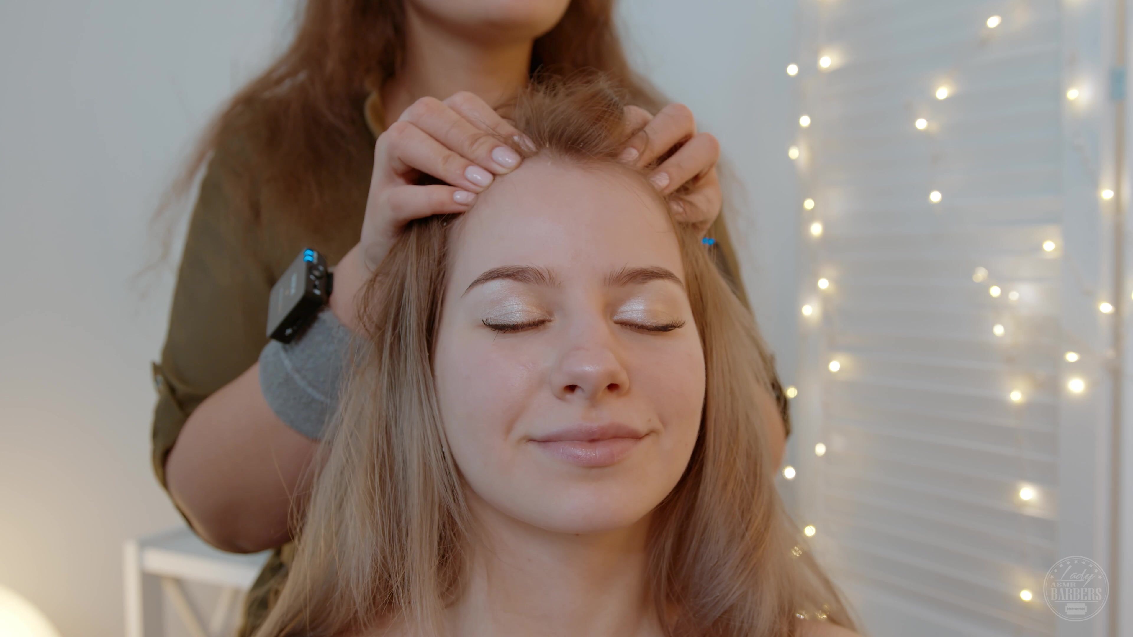 Head & Hair Brushing Massage by Elle