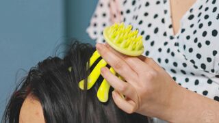 Hair Brushing by Milena to Kira