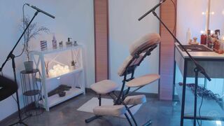 Shoulders Massage on Chair by Sandras to Amazonica