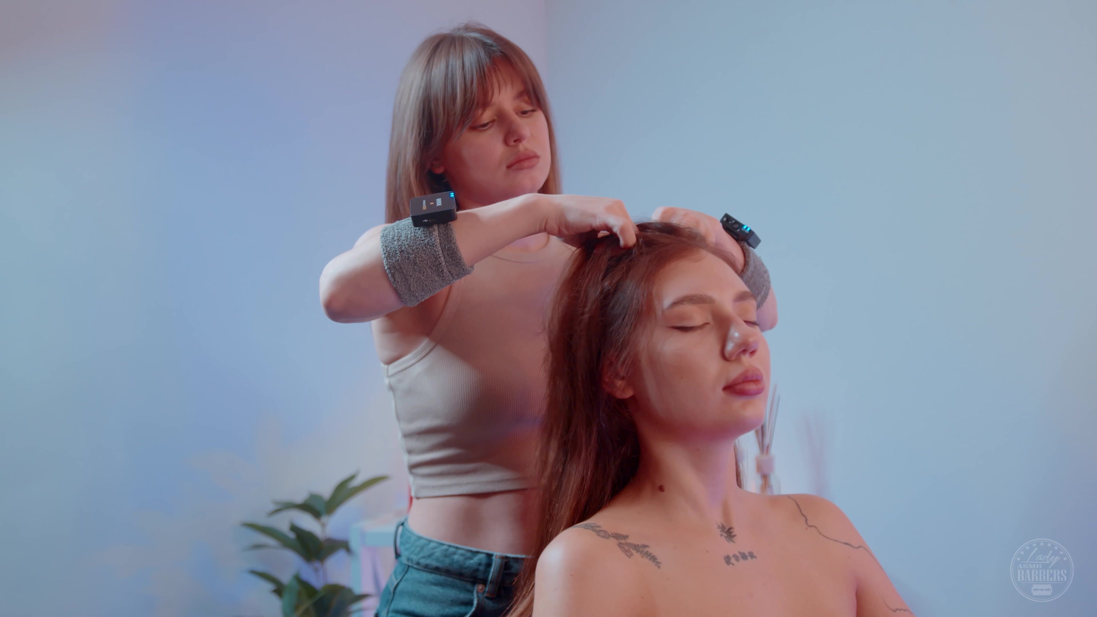 Hair and Scalp Massage by Dana Lady Barber to Sandy