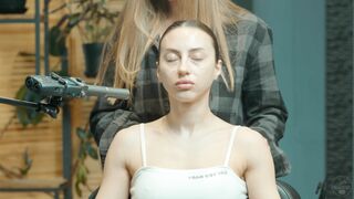 Neck Massage by OLga Lady Barber to Violetta