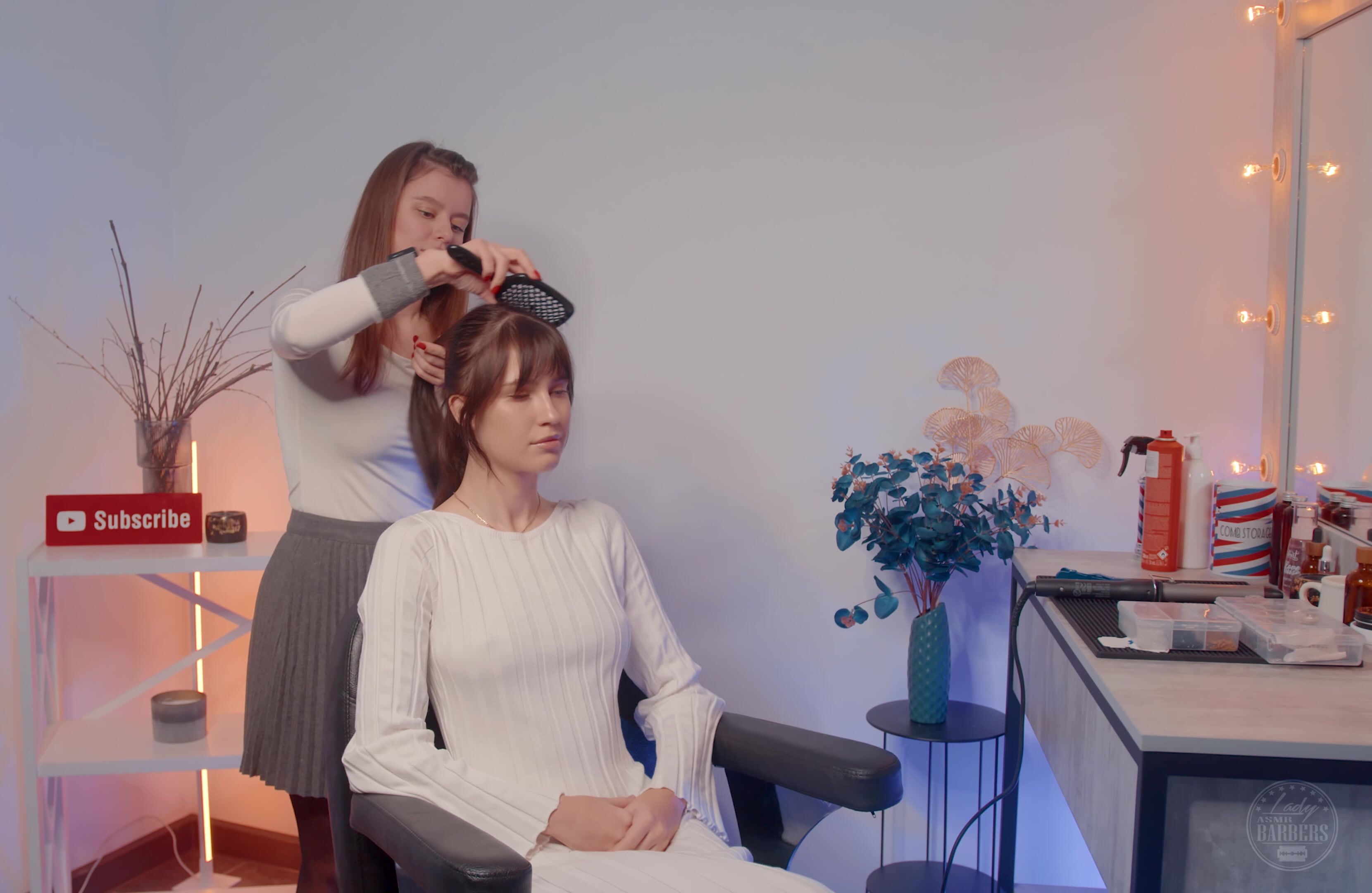 Hairstyling by Dana LadyBarber