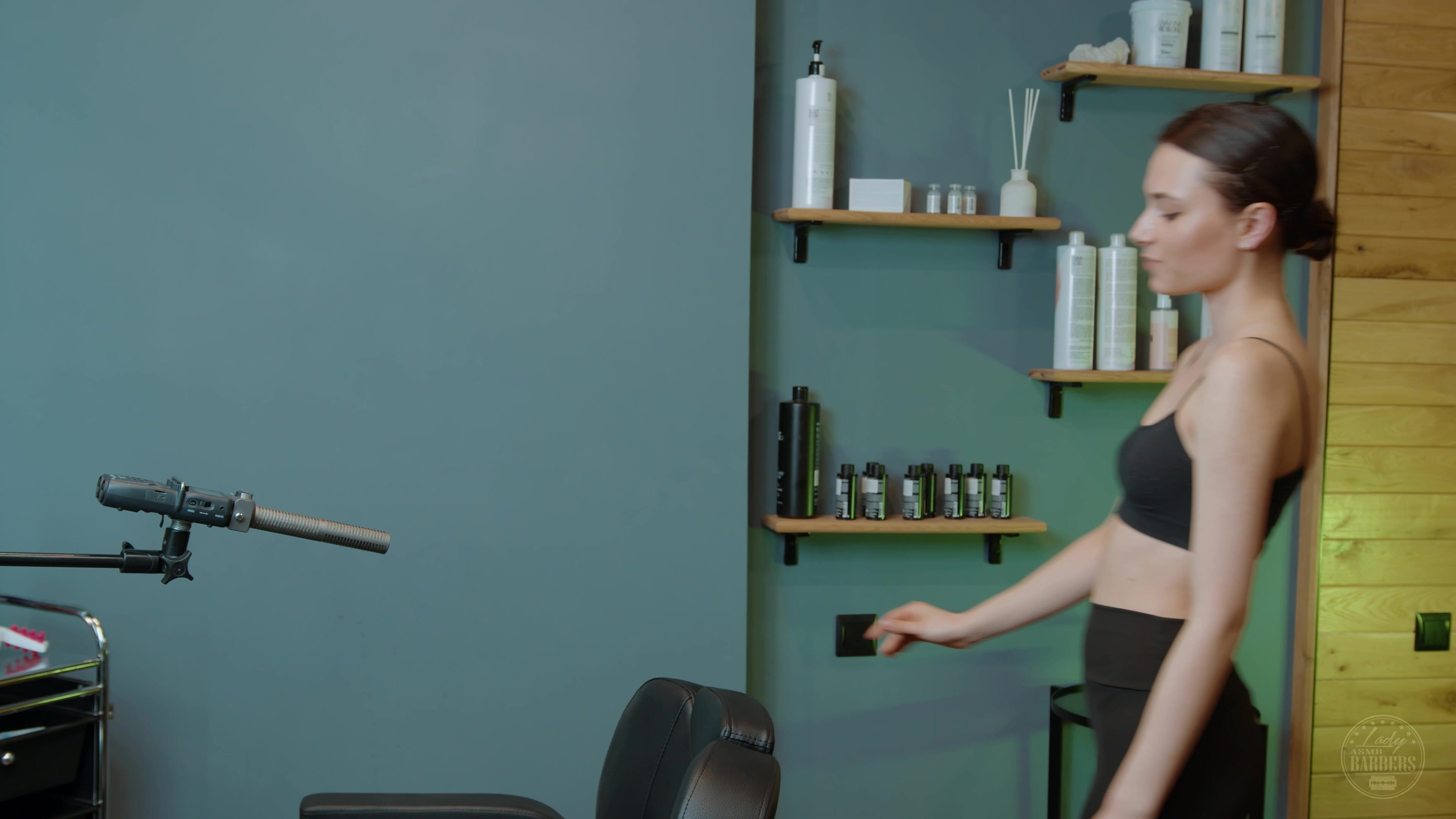 Neck And Shoulders Massage with Oil by Olga Lady Barber to Milena Lady Barber