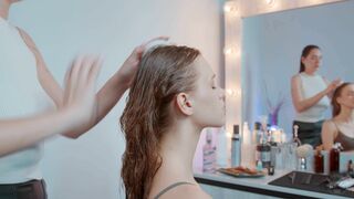 Head and Scalp Massage by Sandy Lady Barber