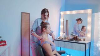 Relaxing Tingly massage with Brushes by Sandy Lady Barber