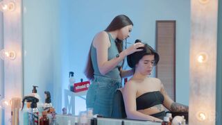 Head Neck and Shoulders Massage by Sandra Lady Barber