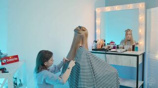 Relaxing Hairstyling by Dana LadyBarber to Sandra