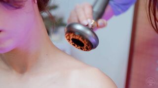 Vacuuming Shoulders Massage by Sandy Lady Barber