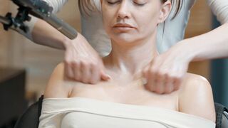 Neck Massage by Adel Lady Barber to Zlata