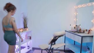 Shoulders and Hands Massage by Elle Lady Barber for Real Female Client